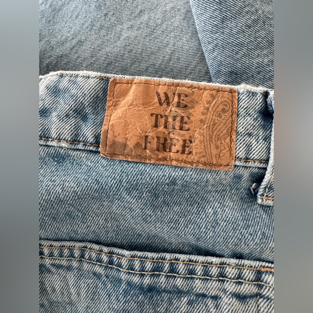 Women's Free People We The Free Deep Trance Dropped Boyfriend Jeans Size 30 - Picture 2 of 6